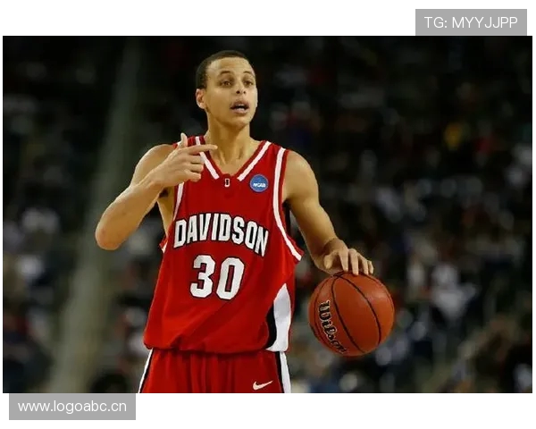 阿德尔曼分析勇士战术库里逐步成为进攻核心而非一开始就聚焦